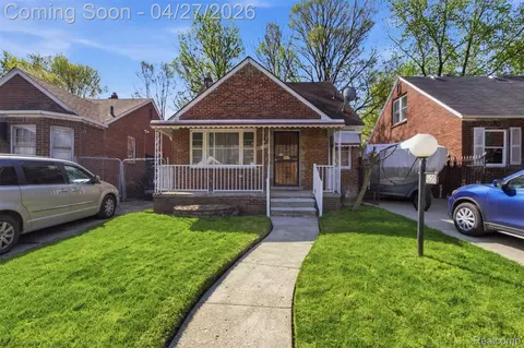 12566 Maiden St, Detroit, MI 48213