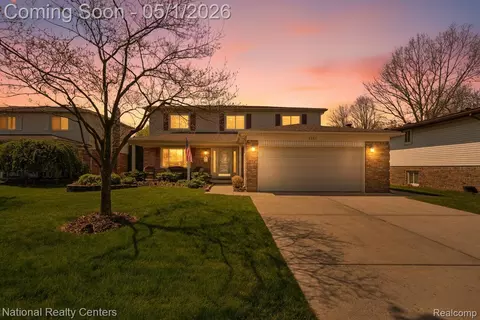 7221 Emerson Dr, Canton, MI 48187