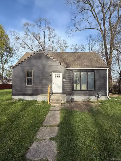 19294 Houghton St, Detroit, MI 48219