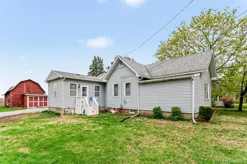1304 Samaria Rd, Bedford, MI 48177