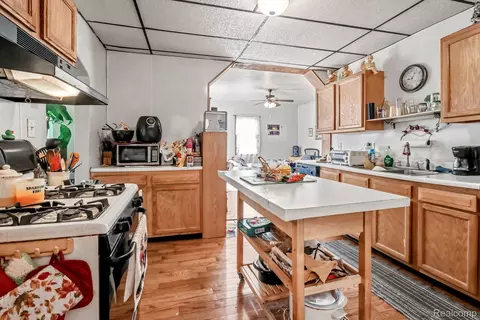 Kitchen - 1304 Samaria Rd, Bedford, MI 48177 photo 2 of 3