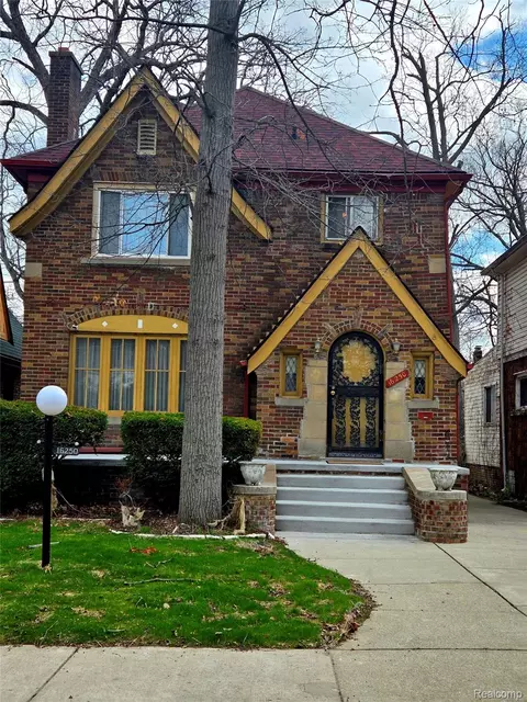 16250 Cherrylawn St, Detroit, MI 48221