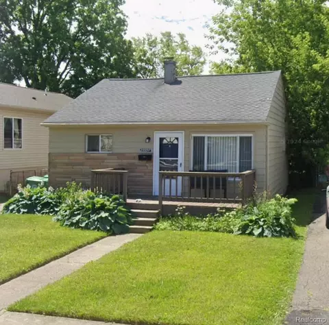 28807 Block St, Garden City, MI 48135