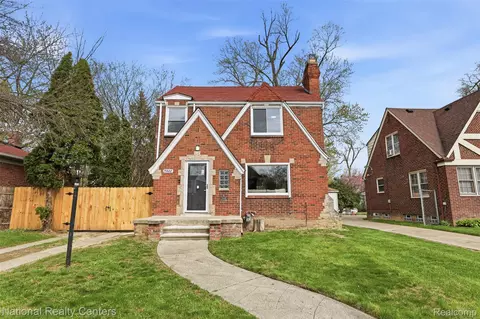 15422 Gilchrist St, Detroit, MI 48227