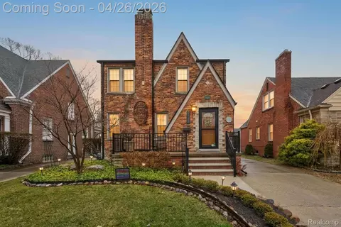 23121 Marlboro St, Dearborn, MI 48128