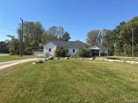 1290 Hunter Rd, Brighton, MI 48114