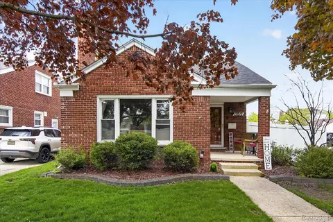 13212 Phelps St, Southgate, MI 48195