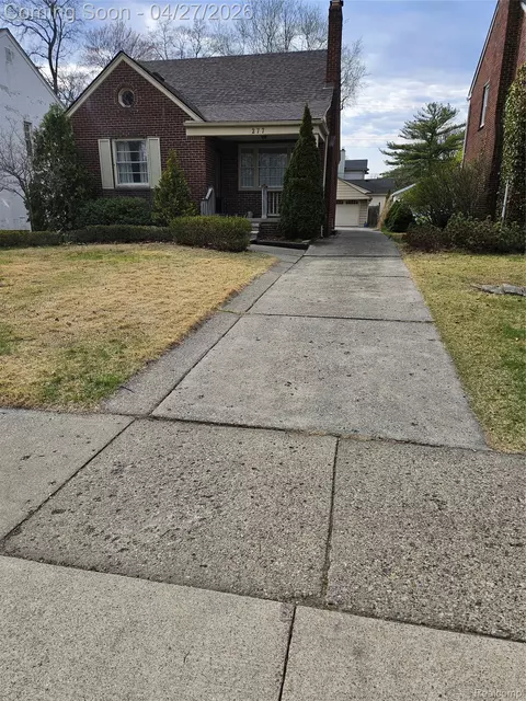 277 Beaupre Ave, Grosse Pointe Farms, MI 48236