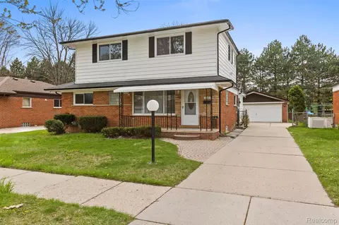 25807 Audrey Ave, Warren, MI 48091