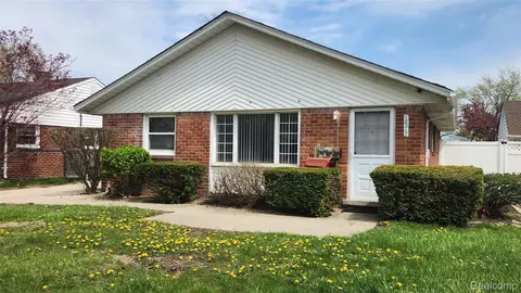 18217 Hamann St, Riverview, MI 48193