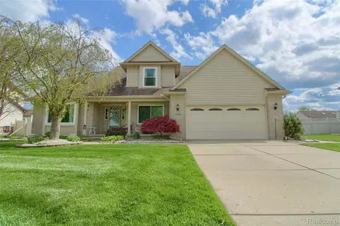 4404 Partridge Ln, Newport, MI 48166
