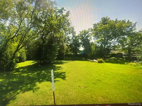 0 Crest Rd, Worth, MI 48450