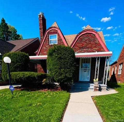 17347 Hartwell St, Detroit, MI 48235