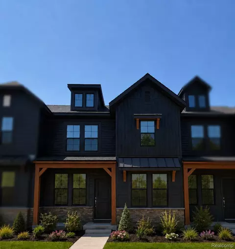 222 Lantana Dr, Brighton, MI 48116