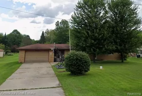7075 Bell Rd, Birch Run, MI 48415