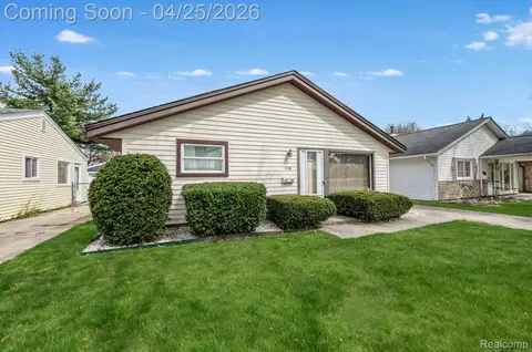 7901 Roosevelt St, Taylor, MI 48180