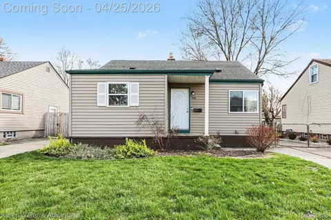 941 W Farnum Ave, Madison Heights, MI 48071