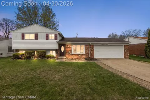 14411 Harrison St, Livonia, MI 48154