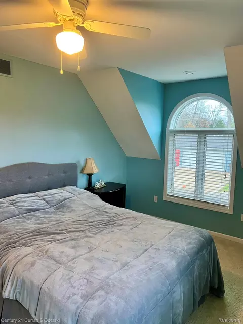 Bedroom - 8065 S Portage Rd, Jackson, MI 49201 photo 4 of 5