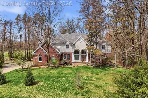 4148 Queensland Way, Putnam, MI 48169