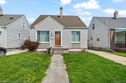 2324 Minnie St, Lincoln Park, MI 48146