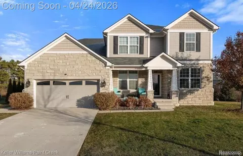 16089 Diamante Dr, Macomb, MI 48044