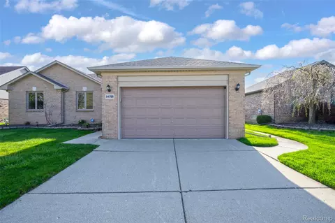 54788 Mahogany Dr, Macomb, MI 48042