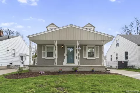 22424 Nowlin St, Dearborn, MI 48124