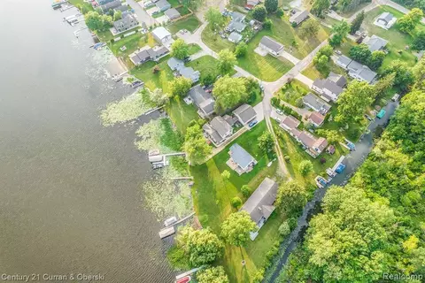 View/Area - 504 Olcott Lake Dr, Jackson, MI 49201 photo 5 of 8