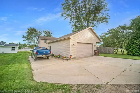 Other - 504 Olcott Lake Dr, Jackson, MI 49201 photo 2 of 11