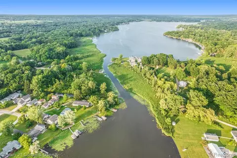 View/Area - 504 Olcott Lake Dr, Jackson, MI 49201 photo 2 of 8