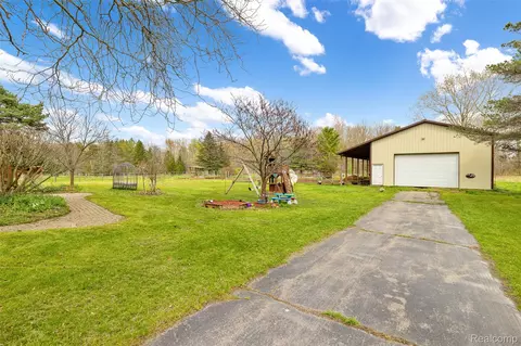 Exterior - 4425 Bethuy Rd, Casco, MI 48064 photo 7 of 15