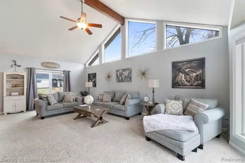 Living - 7151 Bayview Rd, Jackson, MI 49201 photo 1 of 3
