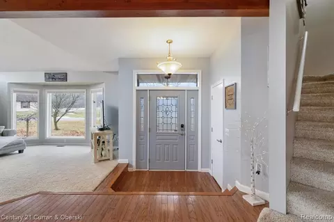 Entry Way - 7151 Bayview Rd, Jackson, MI 49201 photo 1 of 1