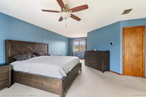 Bedroom - 7151 Bayview Rd, Jackson, MI 49201 photo 1 of 3