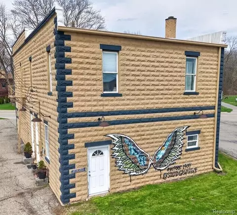 8811 Vernier Rd, Ira, MI 48023