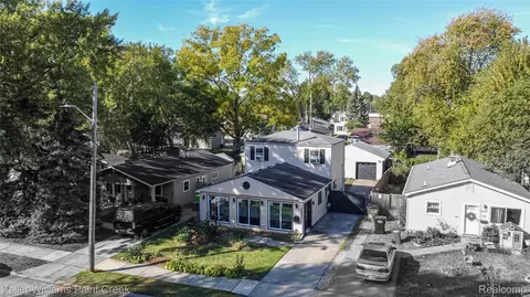 27425 Townley St, Madison Heights, MI 48071