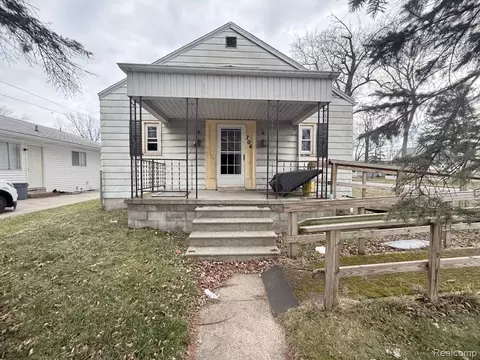 704 Vermont St, Saginaw, MI 48602