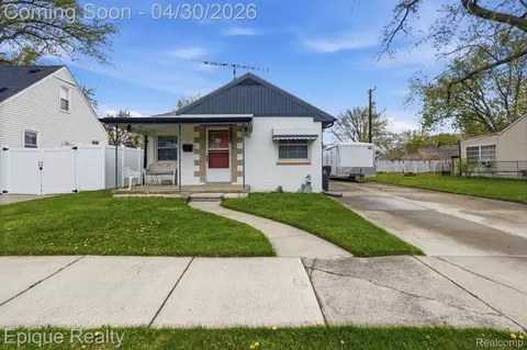 22449 California St, Saint Clair Shores, MI 48080