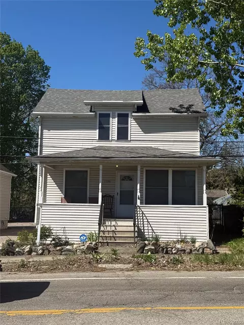 1108 S Grand Traverse St, Flint, MI 48502