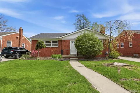 1835 Linden St, Dearborn, MI 48124