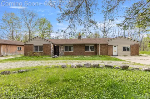 25205 Inkster Rd, Farmington Hills, MI 48336