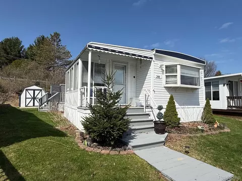 248 Shoreline Dr W, Sanilac, MI 48469