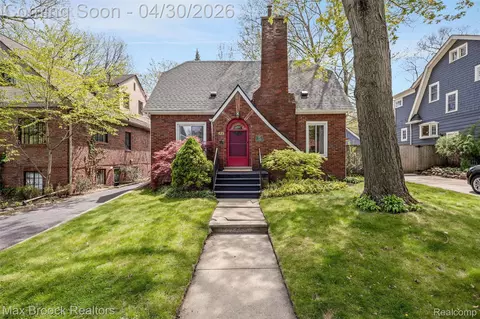 429 W Drayton St, Ferndale, MI 48220