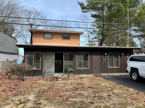 2706 N Us Highway 23, Au Sable, MI 48750