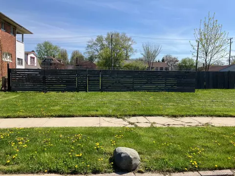 666 Ashland St, Detroit, MI 48215