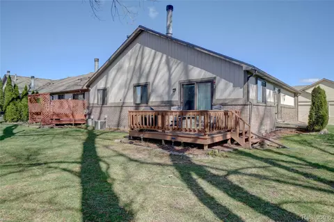 20522 Longwood Dr, Clinton Township, MI 48038
