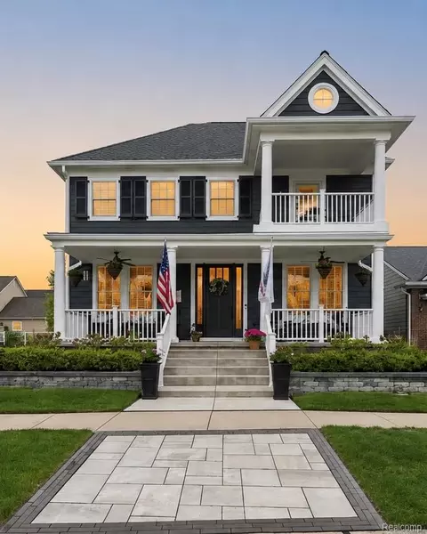 744 Constitution St, Canton, MI 48188