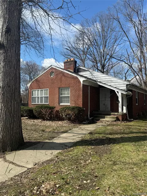 18485 Salem St, Detroit, MI 48219