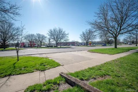 27200 Telegraph, Flat Rock, MI 48134 photo 15